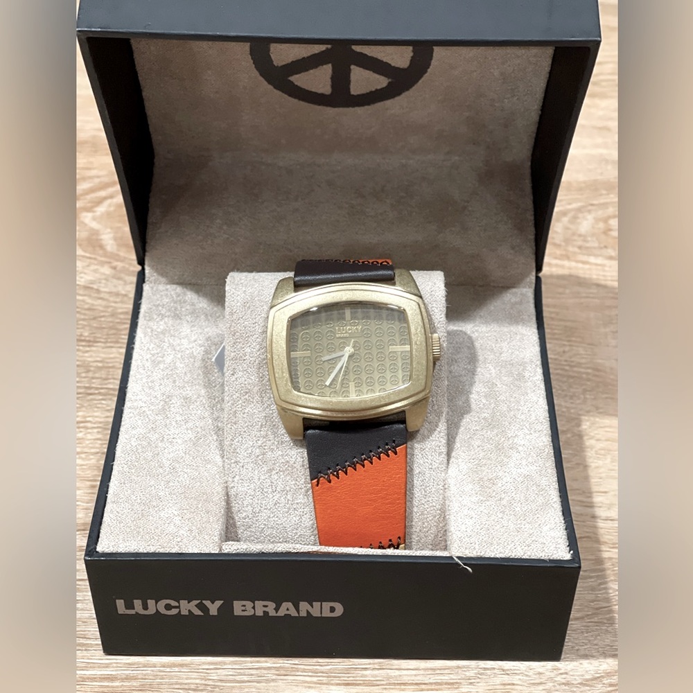NEW Lucky Gold Peace Multi Color Leather Watch